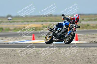 media/Apr-18-2025-TrackDaz (Fri) [[45f5874c44]]/B Group/Session 2 (Turn 7)/